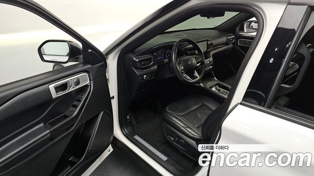 Ford Explorer (VI) 2.3 LimIted 4WD 2020 — фото 10