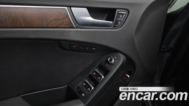Audi A4 35 TDI Quattro Dynamic B8 2016 — фото 18