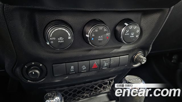 Jeep Wrangler (JK) 2.8 Diesel Rubicon 4Door 2013 — фото 18