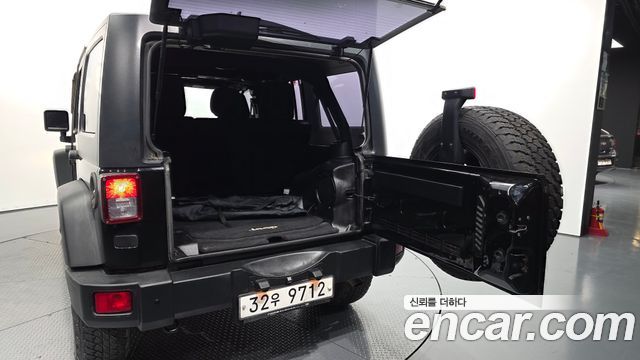 Jeep Wrangler (JK) 2.8 Diesel Rubicon 4Door 2013 — фото 20