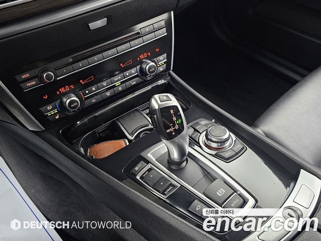 BMW 5 Series GT (F07) GT 2011 — фото 9