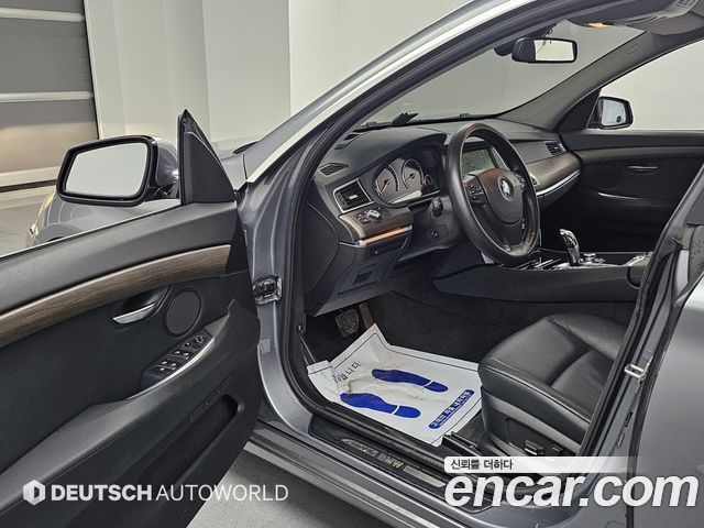 BMW 5 Series GT (F07) GT 2011 — фото 15
