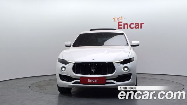 Maserati Levante 3.0 Diesel AWD Premium 2017 — фото 3