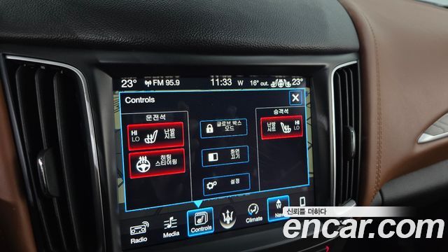 Maserati Levante 3.0 Diesel AWD Premium 2017 — фото 17