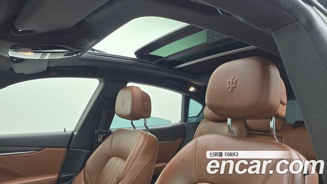 Maserati Levante 3.0 Diesel AWD Premium 2017 — фото 19