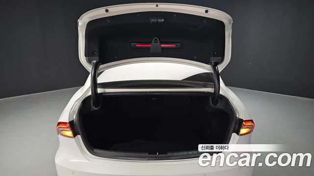 Hyundai Grandeur (IG) 2.5 Premium 2022 — фото 20
