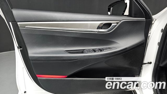 Hyundai Grandeur (IG) 2.5 Premium 2022 — фото 24