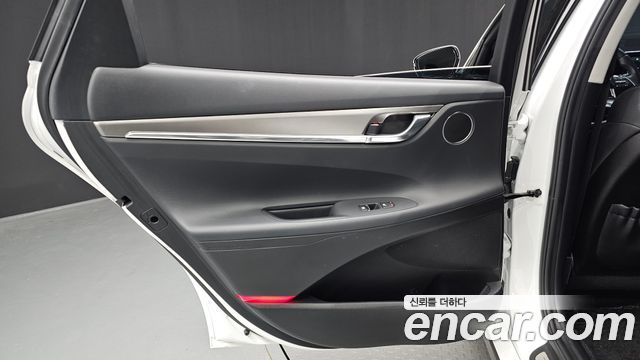 Hyundai Grandeur (IG) 2.5 Premium 2022 — фото 25