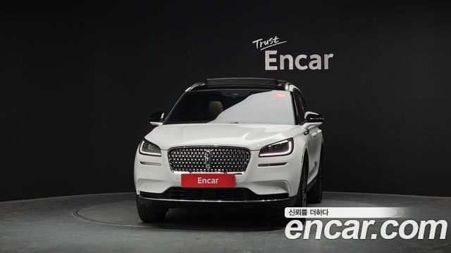 Lincoln Corsair 2.0 Reserve AWD 2022 — фото 3