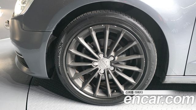 Audi A3 35 TDI Dynamic Sportback 8V 2015 — фото 5