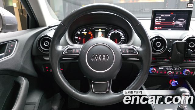 Audi A3 35 TDI Dynamic Sportback 8V 2015 — фото 13