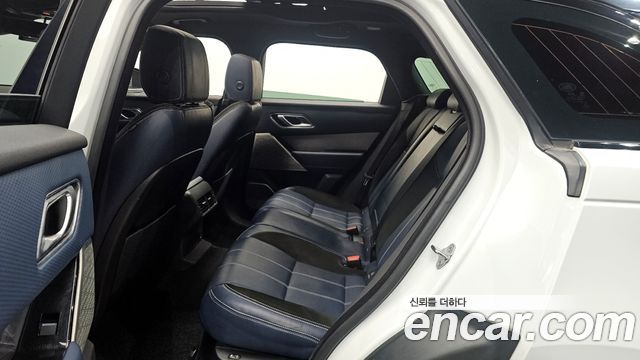 Land Rover Range Rover Velar 3.0 D300 R-Dynamic SE 2018 — фото 12