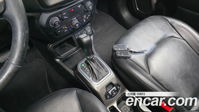 Jeep Renegade 1.6 Diesel Limited 2020 — фото 9
