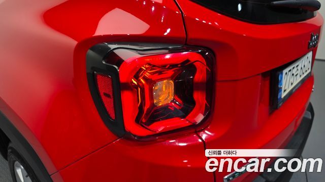 Jeep Renegade 1.6 Diesel Limited 2020 — фото 23