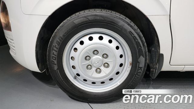 Hyundai Staria Cargo 3-Seater Smart 2023 — фото 5
