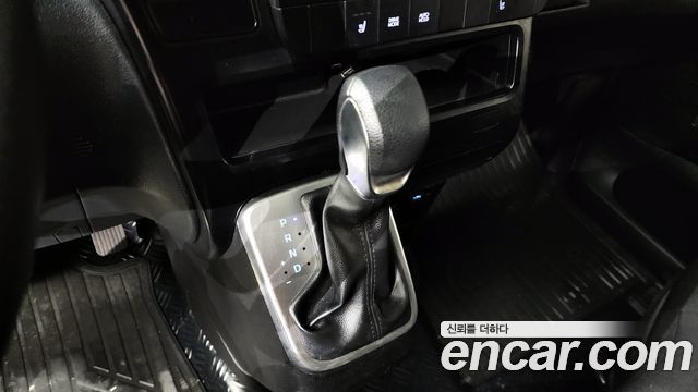 Hyundai Staria Cargo 3-Seater Smart 2023 — фото 9