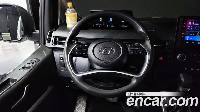 Hyundai Staria Cargo 3-Seater Smart 2023 — фото 13