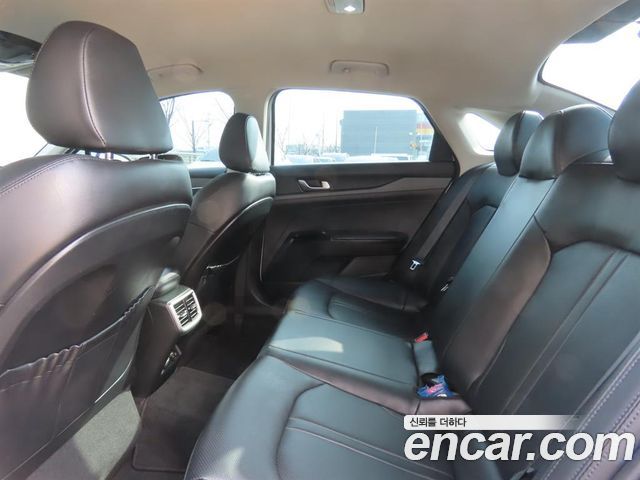 Kia K5 (III) 2.0 Prestige 2023 — фото 6