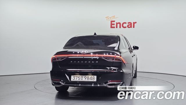 Hyundai Grandeur (IG) 2.5 Premium Choice 2021 — фото 4