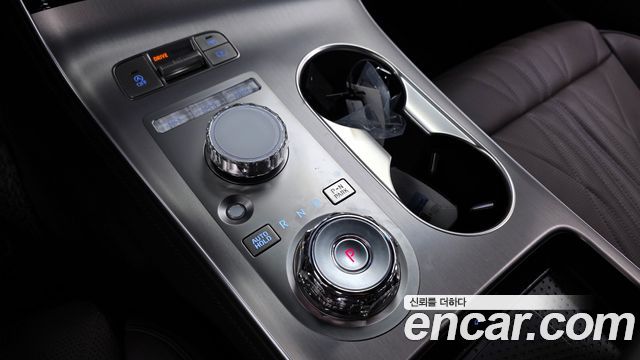 Genesis GV70 2.5T Gasoline AWD 2025 — фото 9