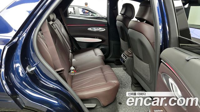 Genesis GV70 2.5T Gasoline AWD 2025 — фото 11