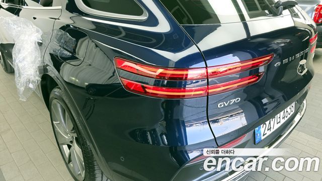 Genesis GV70 2.5T Gasoline AWD 2025 — фото 23