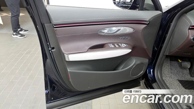 Genesis GV70 2.5T Gasoline AWD 2025 — фото 24
