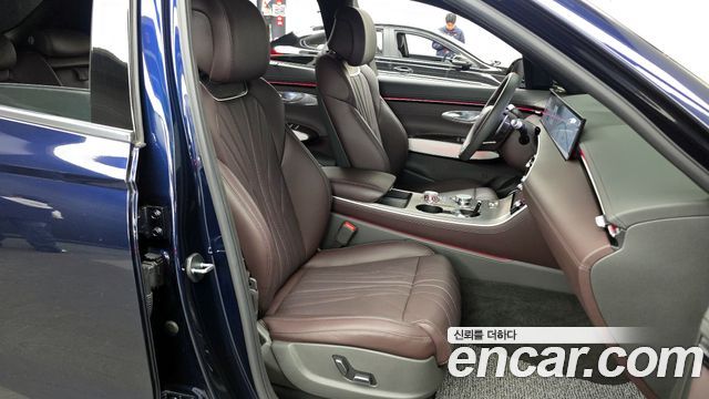 Genesis GV70 2.5T Gasoline AWD 2025 — фото 26