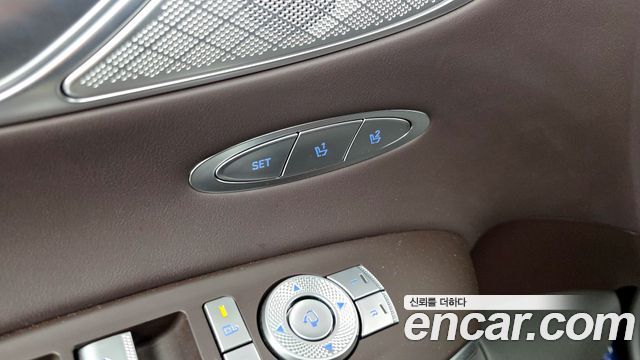 Genesis GV70 2.5T Gasoline AWD 2025 — фото 29