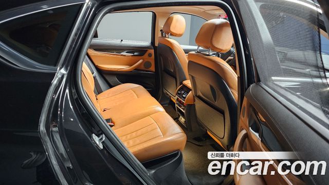 BMW X6 (F16) xDrive 30d 2017 — фото 12