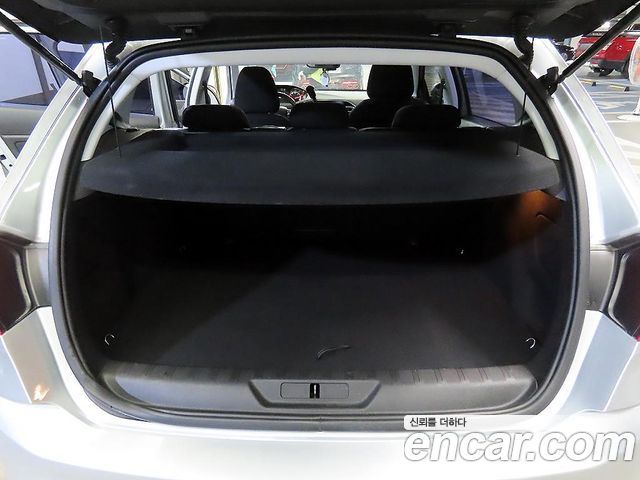 Peugeot 308 (II) 2.0 BlueHDi Allure 2015 — фото 17