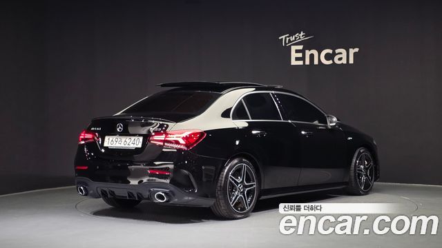 Mercedes-Benz A-Class (W177) AMG A35 4MATIC Sedan 2020 — фото 2