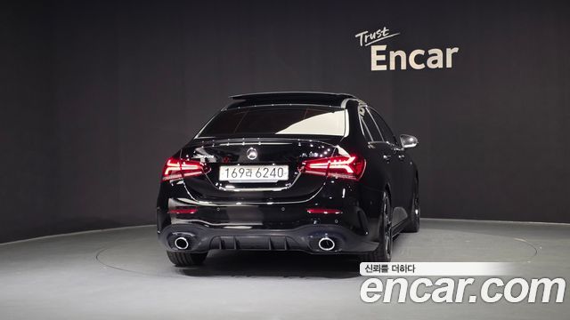 Mercedes-Benz A-Class (W177) AMG A35 4MATIC Sedan 2020 — фото 4