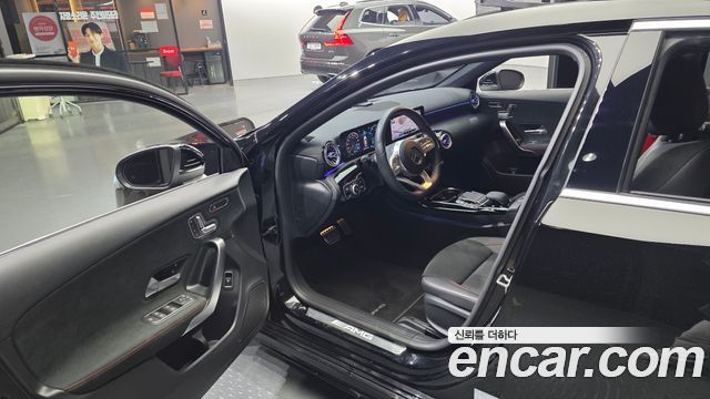 Mercedes-Benz A-Class (W177) AMG A35 4MATIC Sedan 2020 — фото 10