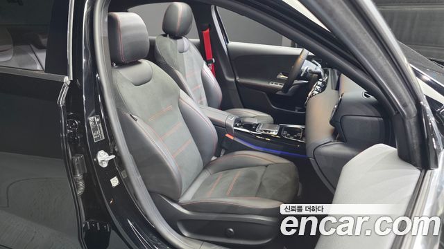 Mercedes-Benz A-Class (W177) AMG A35 4MATIC Sedan 2020 — фото 12