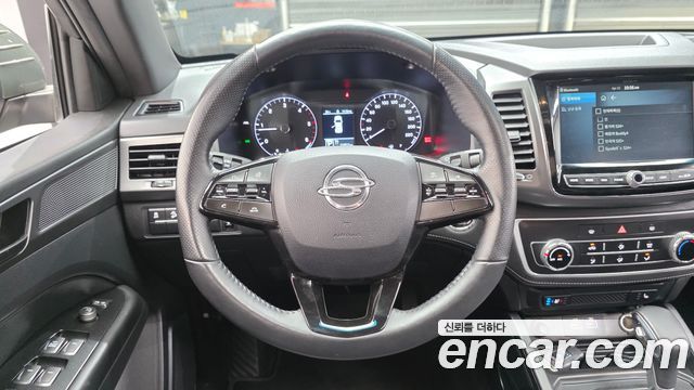 KG Mobility (SsangYong) Rexton Sports Khan Diesel 2.2 2WD Advance 2022 — фото 13