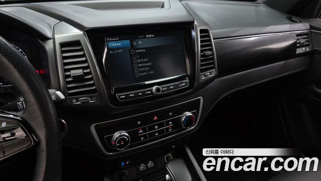 KG Mobility (SsangYong) Rexton Sports Khan Diesel 2.2 2WD Advance 2022 — фото 14