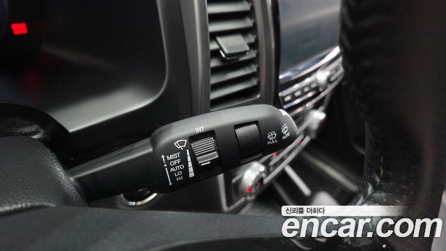 KG Mobility (SsangYong) Rexton Sports Khan Diesel 2.2 2WD Advance 2022 — фото 17