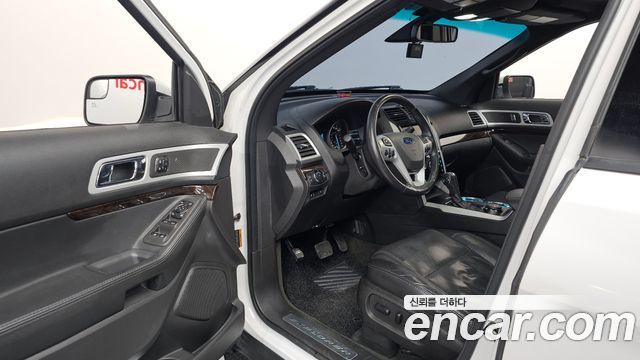 Ford Explorer 3.5 Limited 4WD 5th 2014 — фото 10