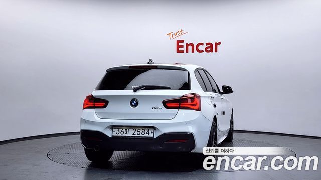BMW 1 Series (F20) 118d M Sport Shadow 5 Door 2018 — фото 4