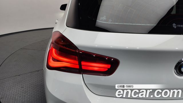 BMW 1 Series (F20) 118d M Sport Shadow 5 Door 2018 — фото 23