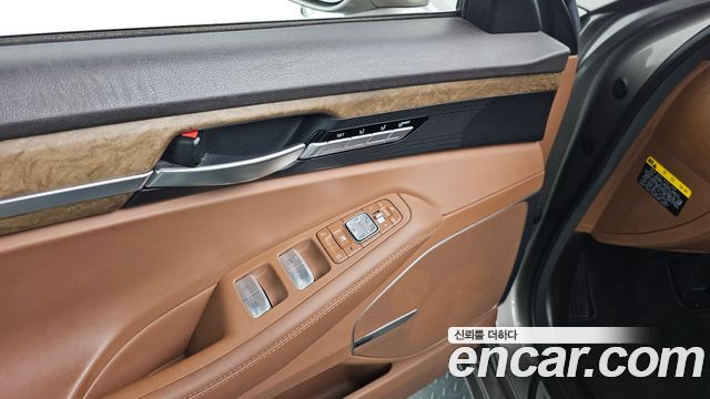 Genesis G90 3.8 AWD Premium Luxury 2019 — фото 18