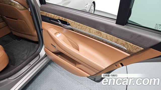 Genesis G90 3.8 AWD Premium Luxury 2019 — фото 25
