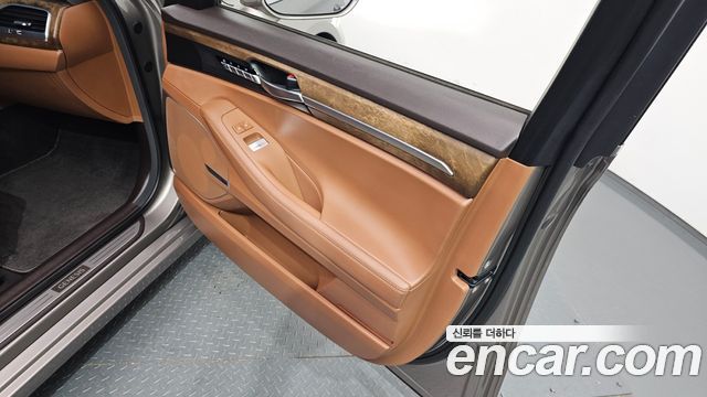 Genesis G90 3.8 AWD Premium Luxury 2019 — фото 28