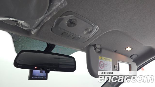 Hyundai Grand Starex Van 5-Seater Modern 2021 — фото 27