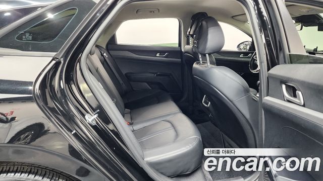 Kia K5 (III) 2.0 Trendy 2021 — фото 11