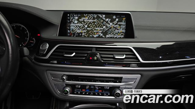 BMW 7 Series (G11) 730d xDrive M Sport 2018 — фото 14