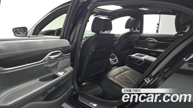 BMW 7 Series (G11) 730d xDrive M Sport 2018 — фото 26