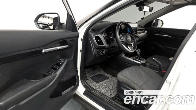 Kia Seltos Diesel 1.6 4WD Trendy 2022 — фото 10