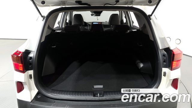 Kia Seltos Diesel 1.6 4WD Trendy 2022 — фото 24